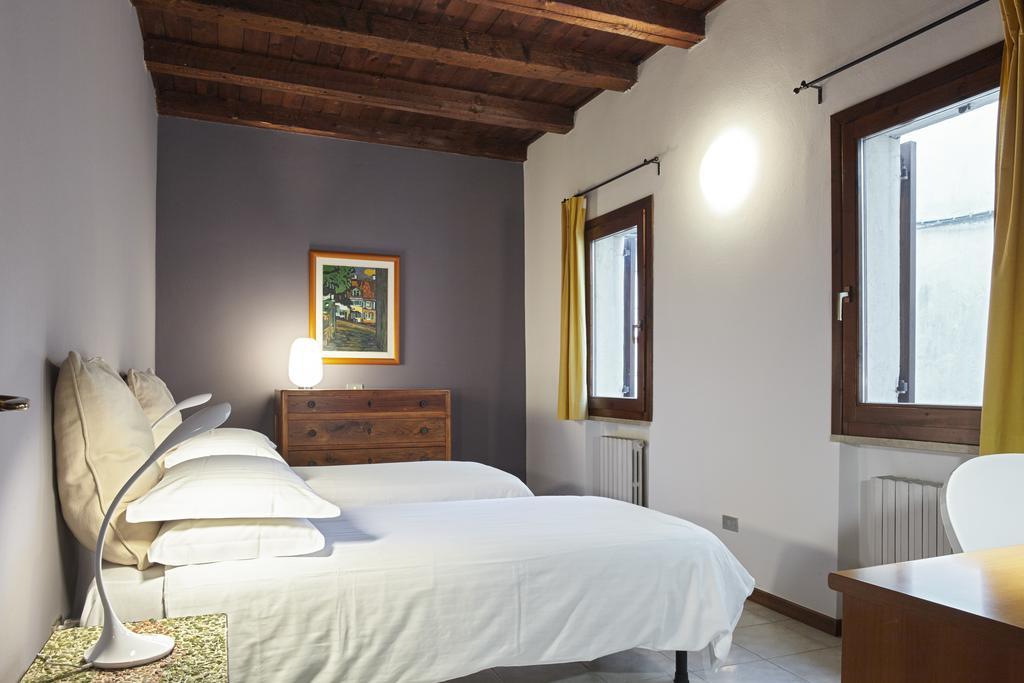 L'Ospite Appartamenti Verona Eksteriør bilde