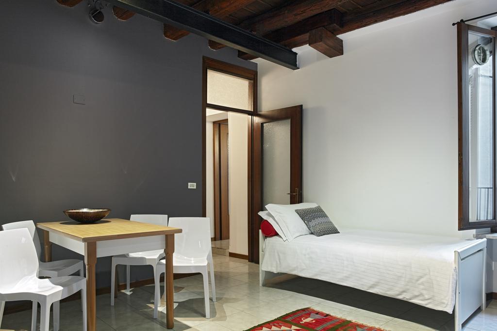 L'Ospite Appartamenti Verona Eksteriør bilde