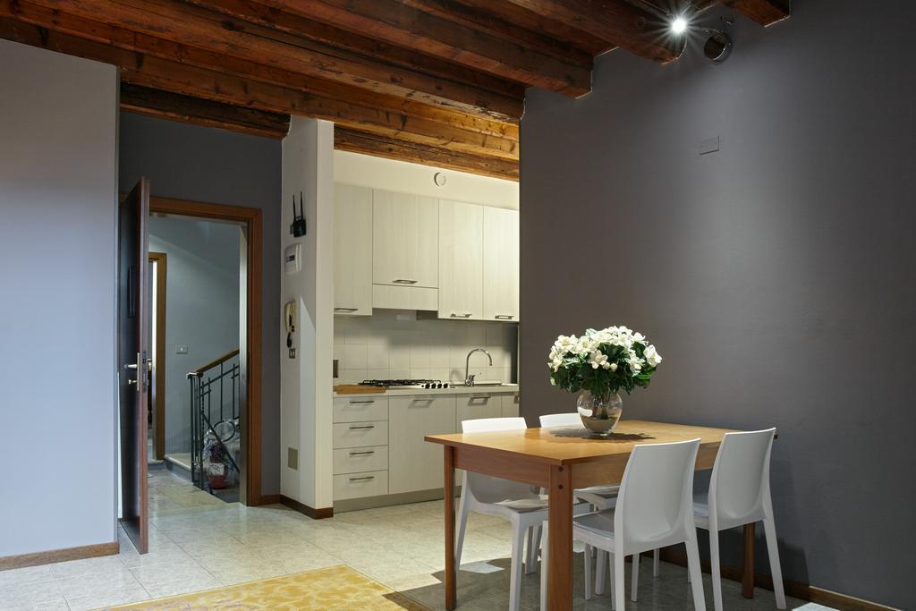 L'Ospite Appartamenti Verona Eksteriør bilde