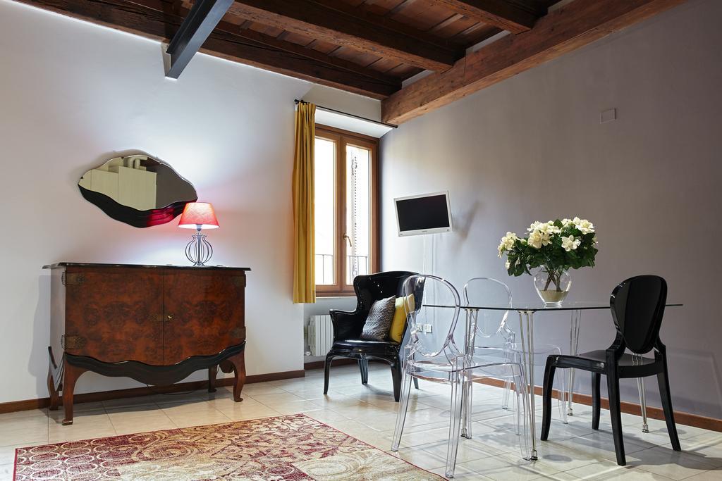 L'Ospite Appartamenti Verona Eksteriør bilde