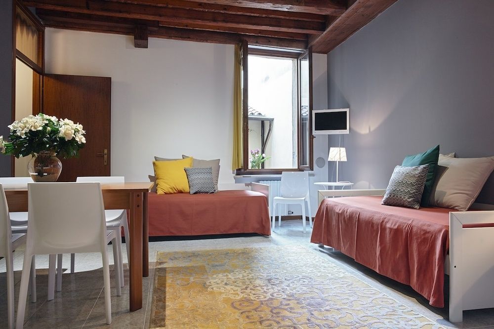 L'Ospite Appartamenti Verona Eksteriør bilde